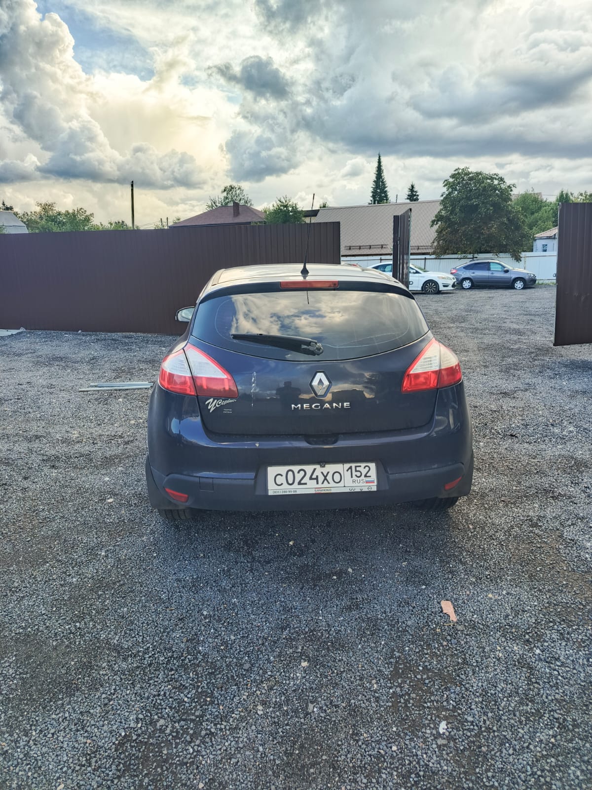 Renault Megan 3, 1.6АТ