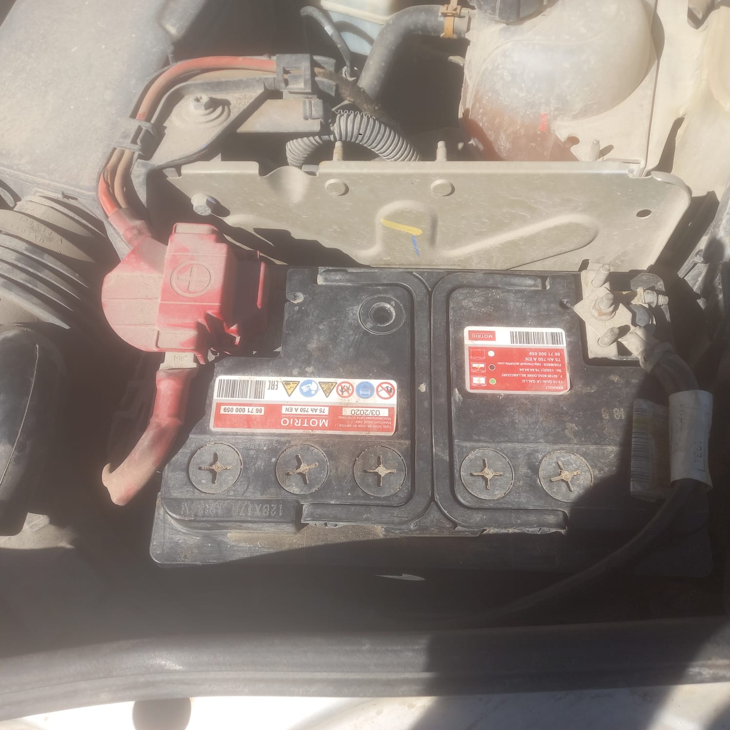 RENAULT DUSTER