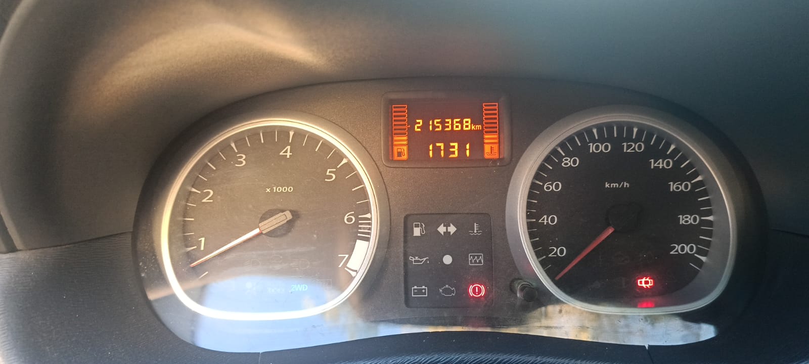 RENAULT DUSTER