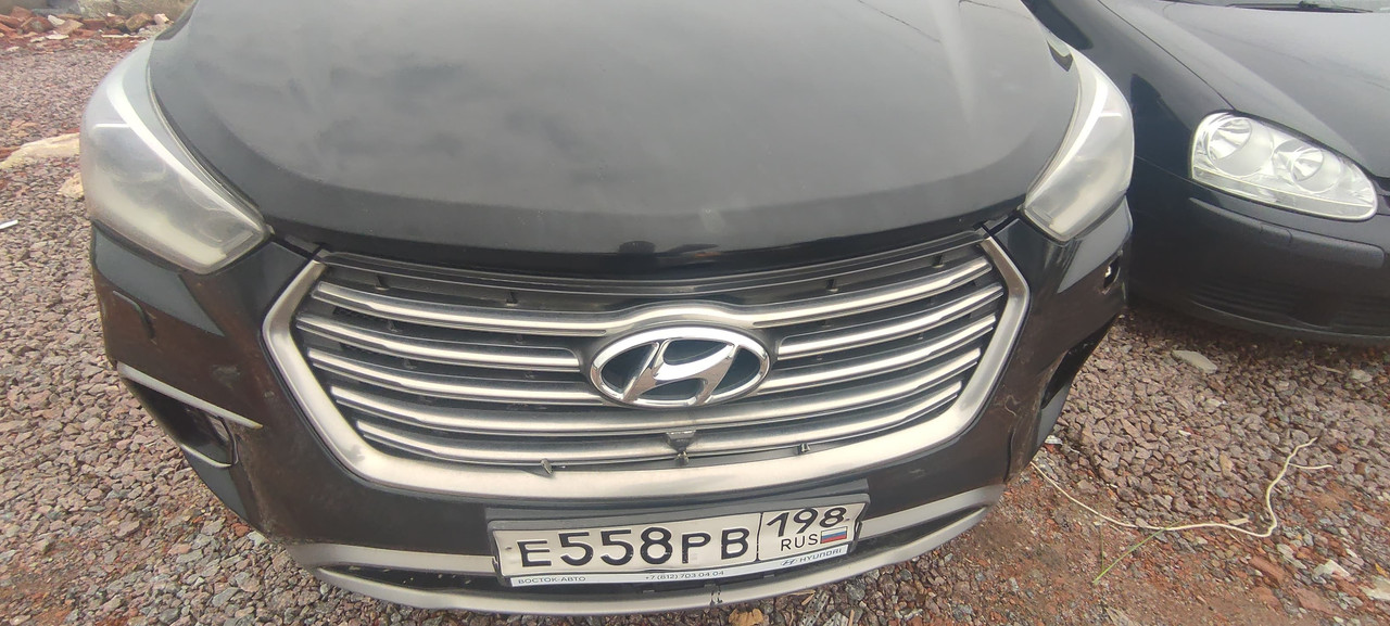 HYUNDAI GRAND SANTA FE