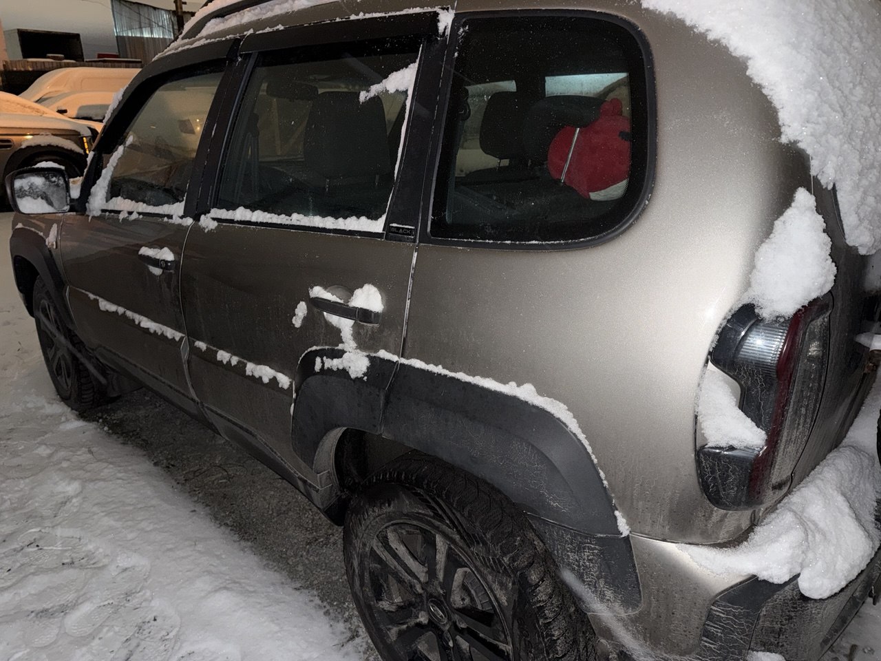 LADA NIVA 1,7 МТ- Санкт-Петербург