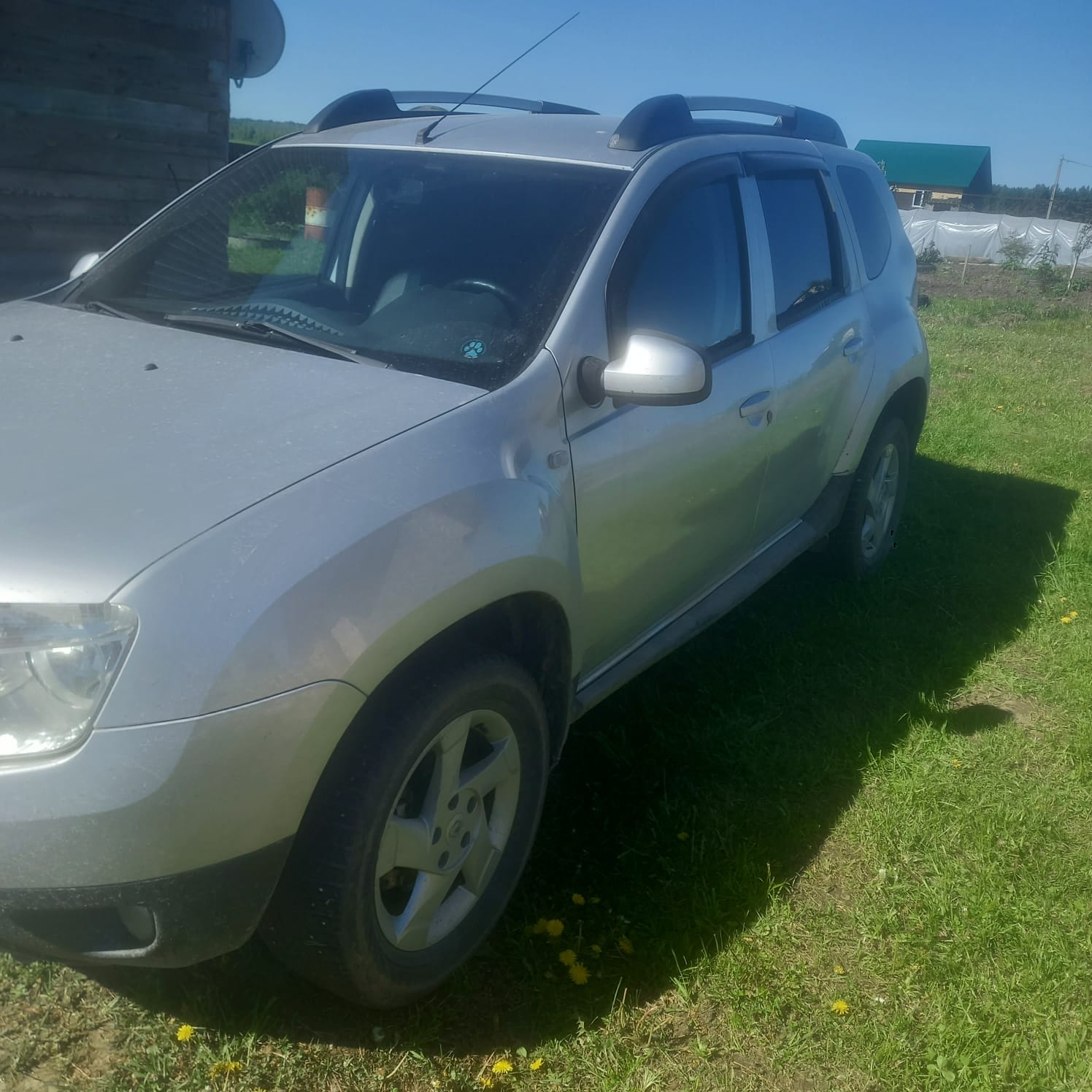 RENAULT DUSTER