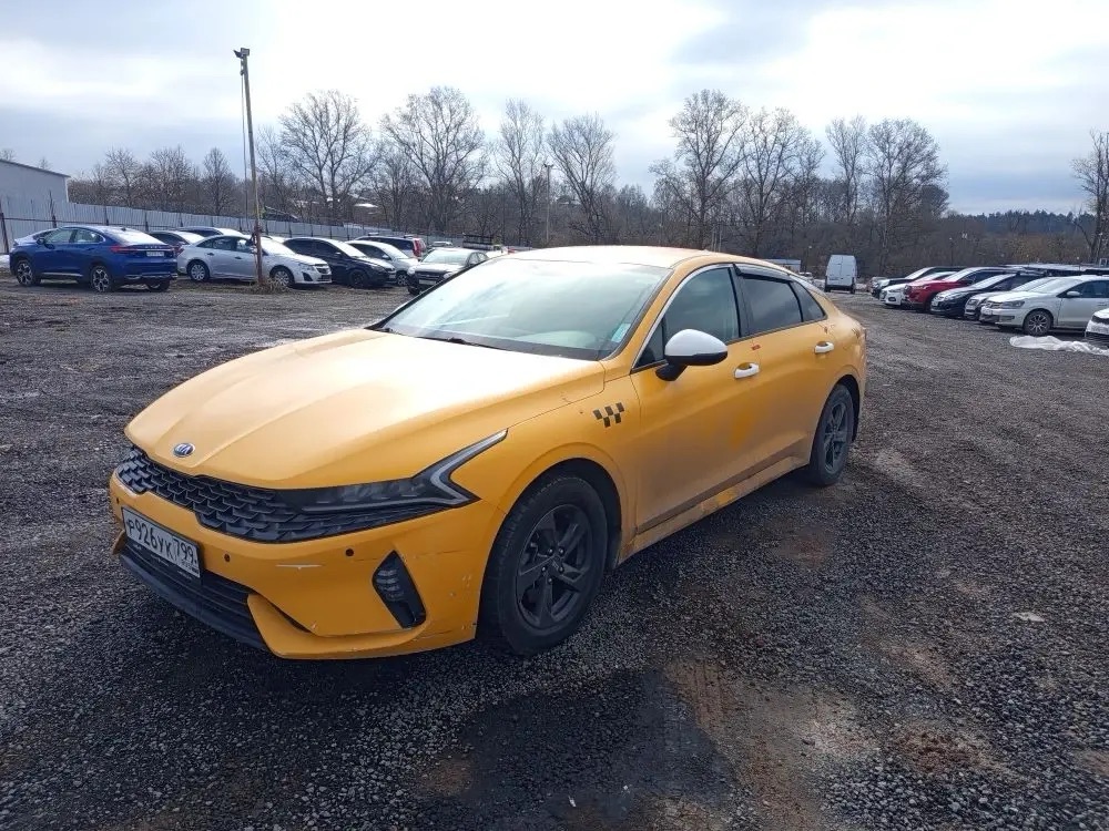 KIA K5 2,0АТ-МОСКВА