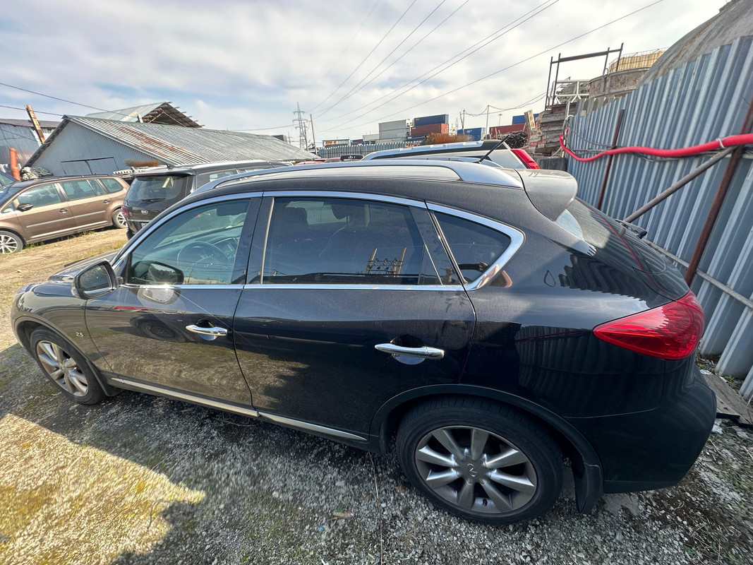 INFINITI QX50 2.5 АТ