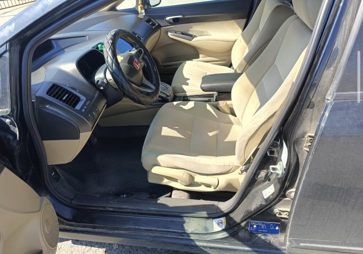 Honda Civic 1.4AT