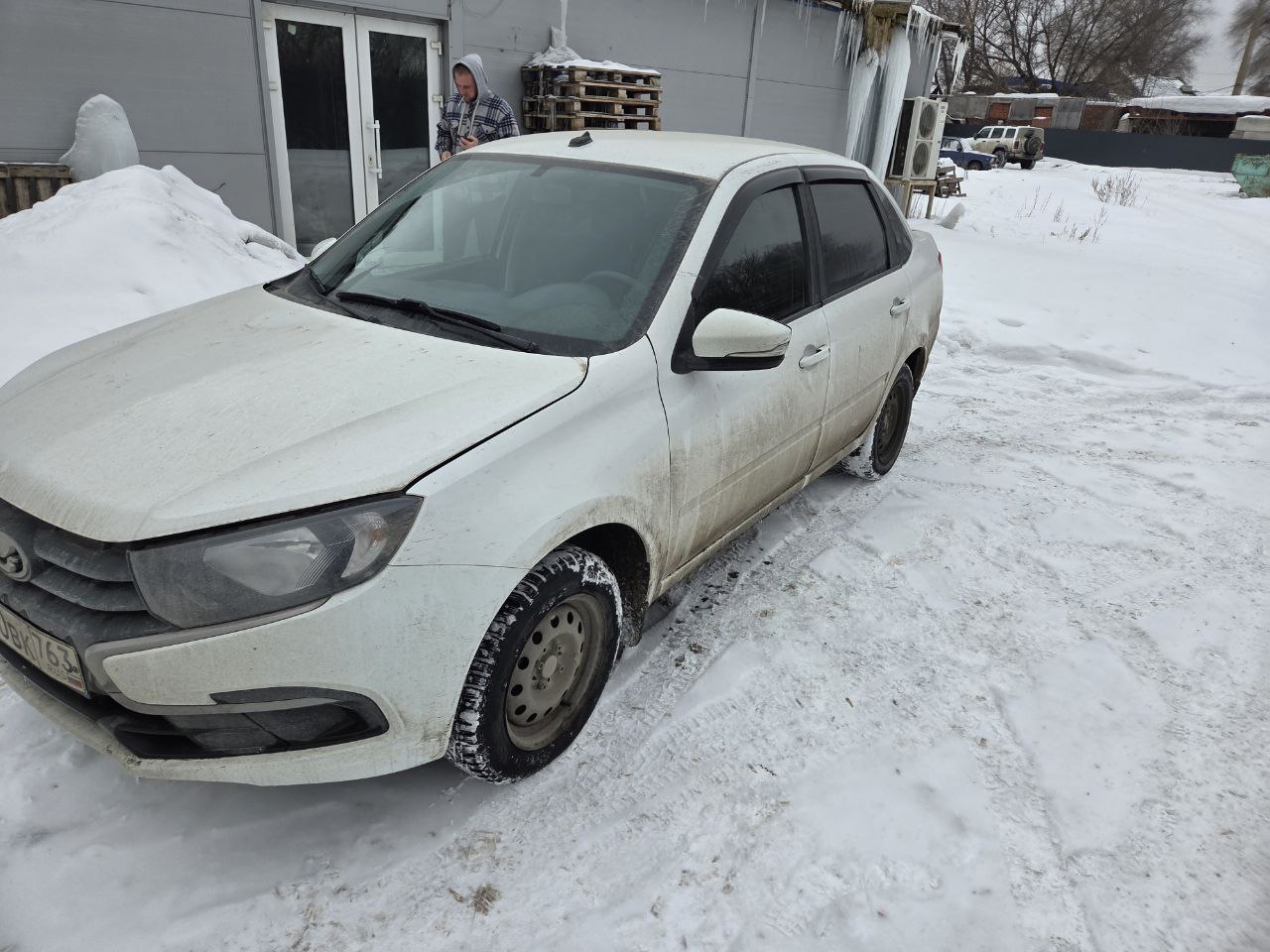 LADA GRANTA 1,6МТ-САМАРА