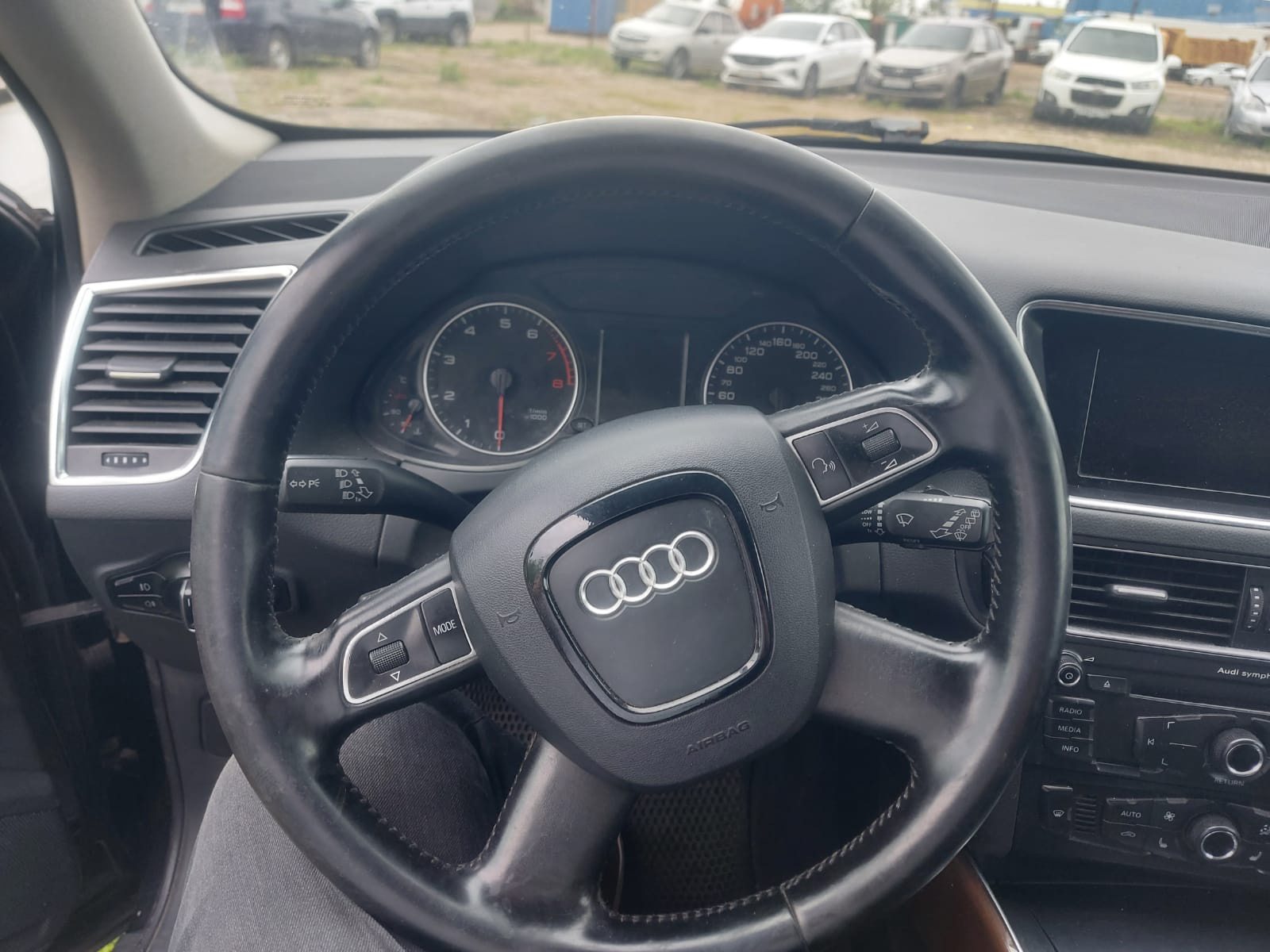 Audi Q5	2AT