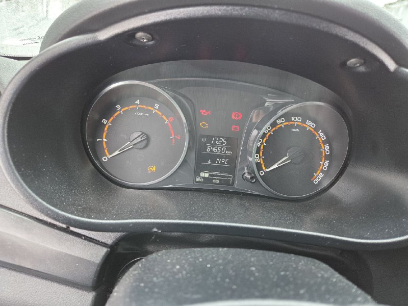 LADA GRANTA 1,6МТ-САМАРА