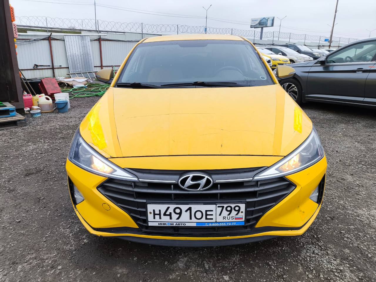 HYUNDAI Elantra