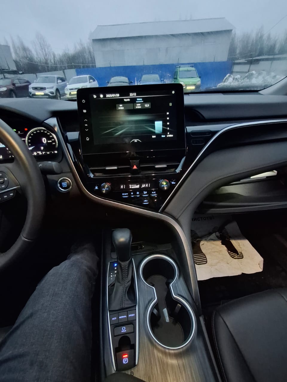 TOYOTA CAMRY