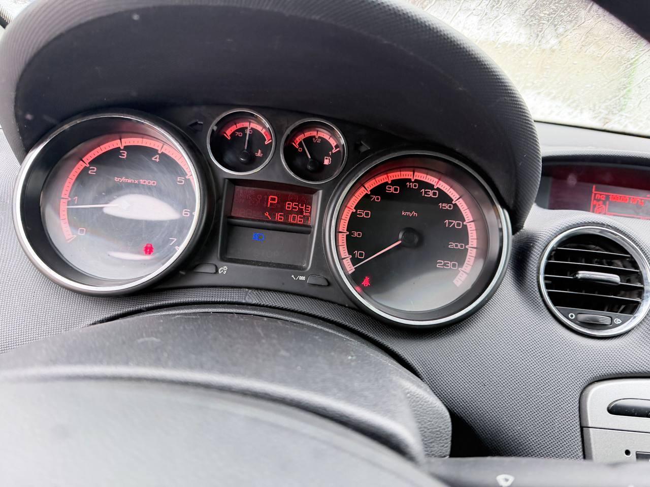 PEUGEOT 308, 2012 1,6 АТ-МОСКВА