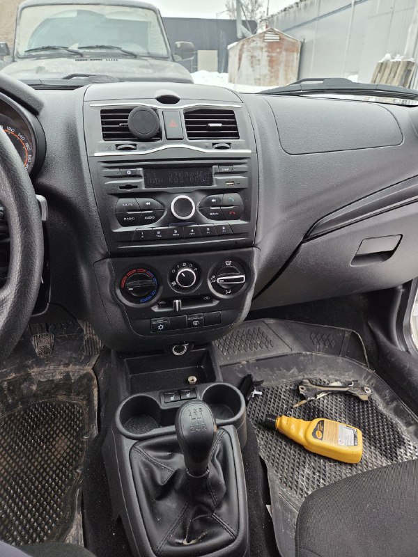 LADA GRANTA 1,6МТ-САМАРА