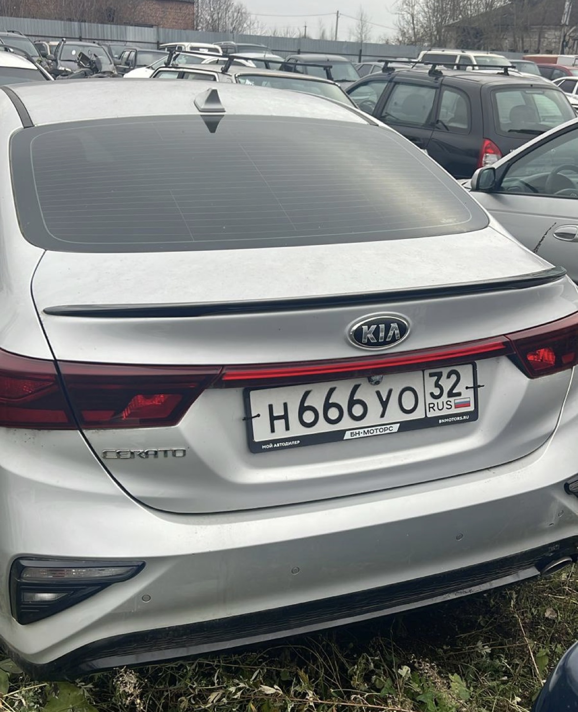 Kia Cerato 1.6AT