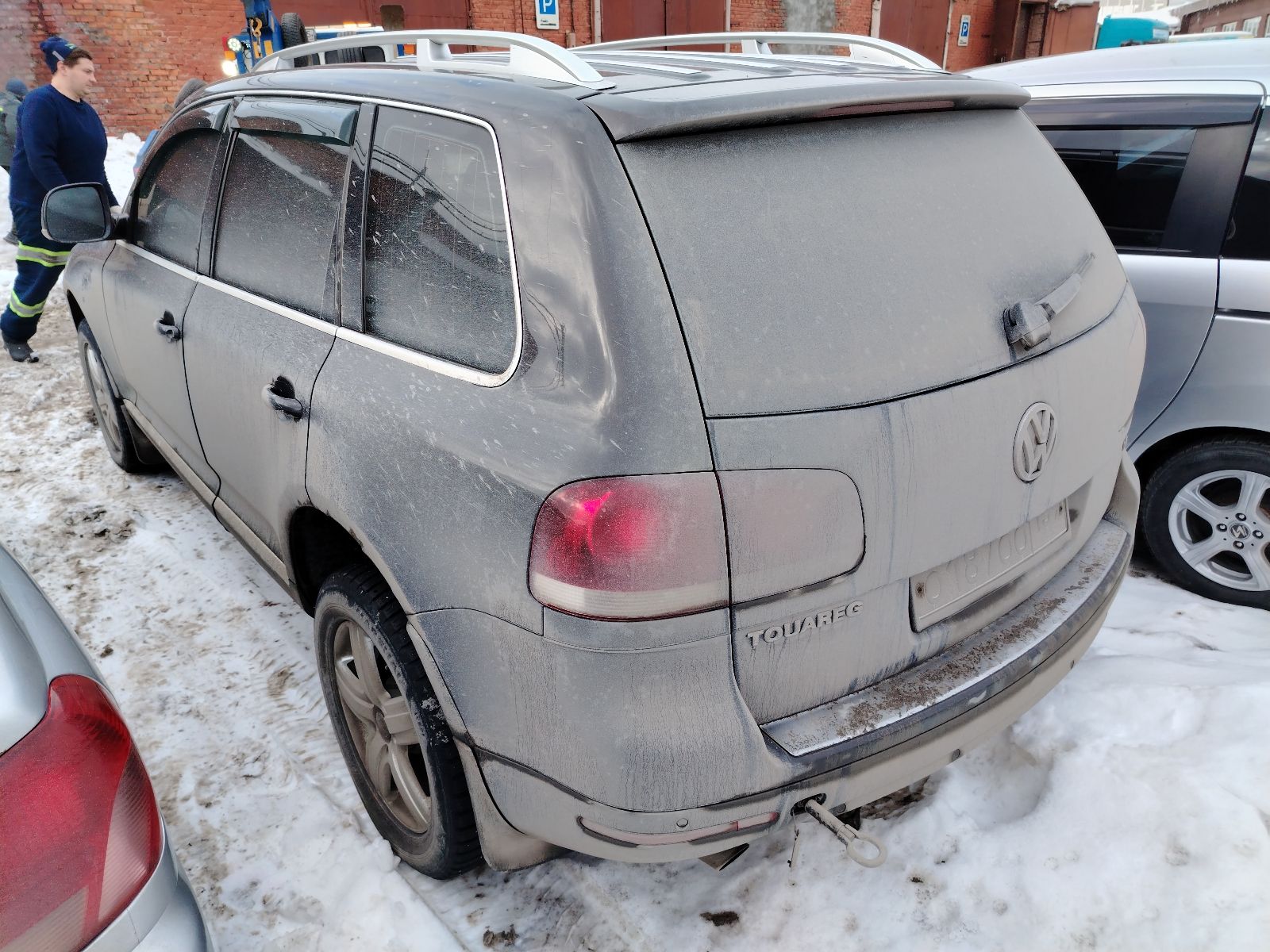 VOLKSVAGEN TOUREG 3,6АТ-ОМСК