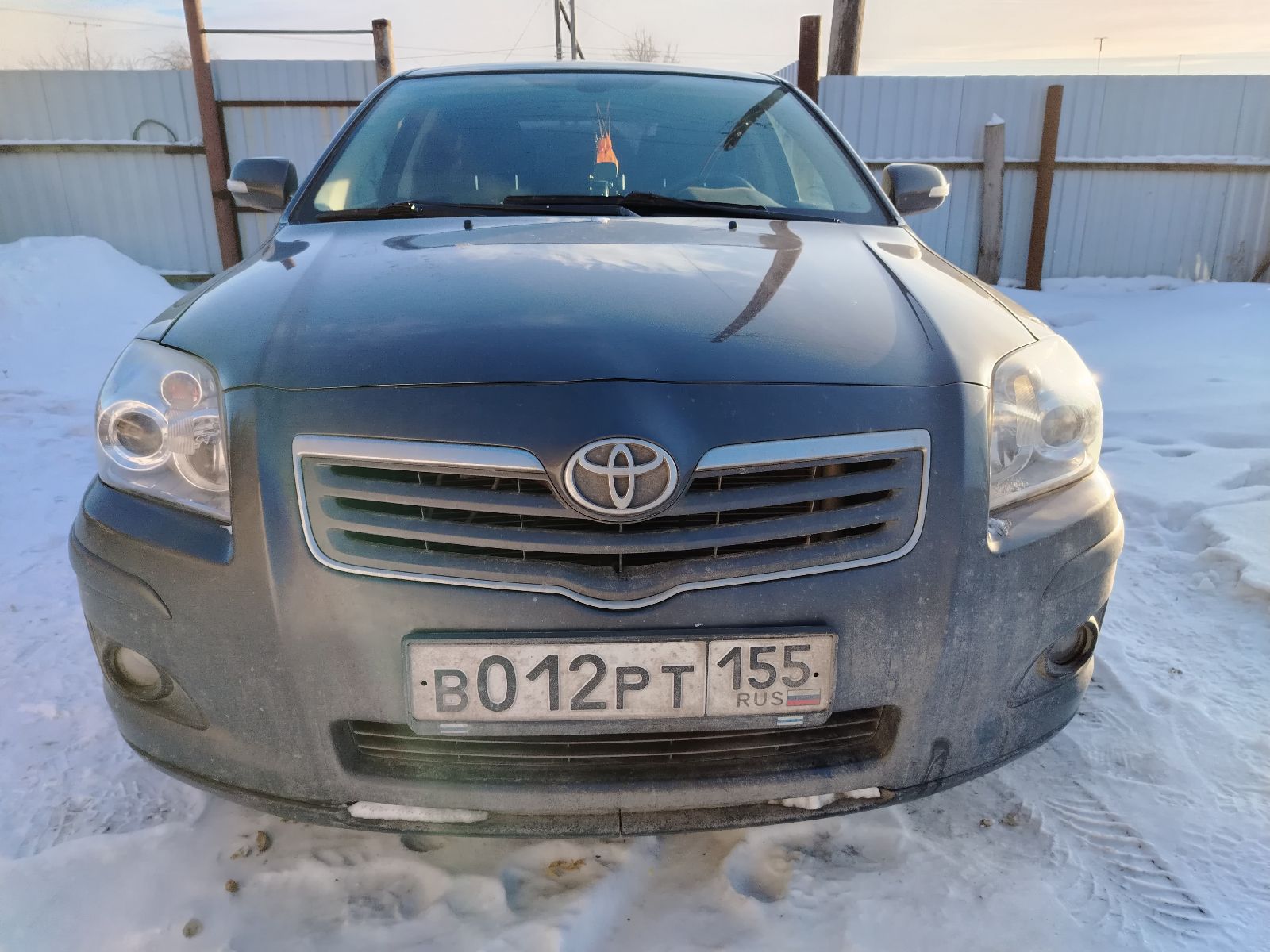 тойота авенсис 1,8МТ-ОМСК