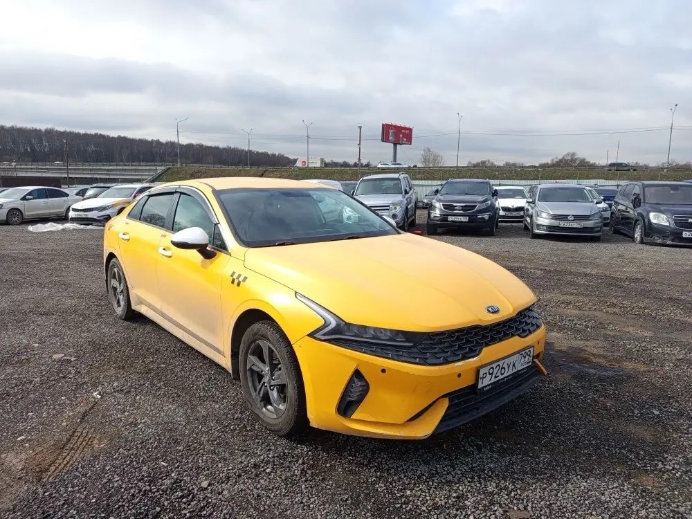 KIA K5 2,0АТ-МОСКВА