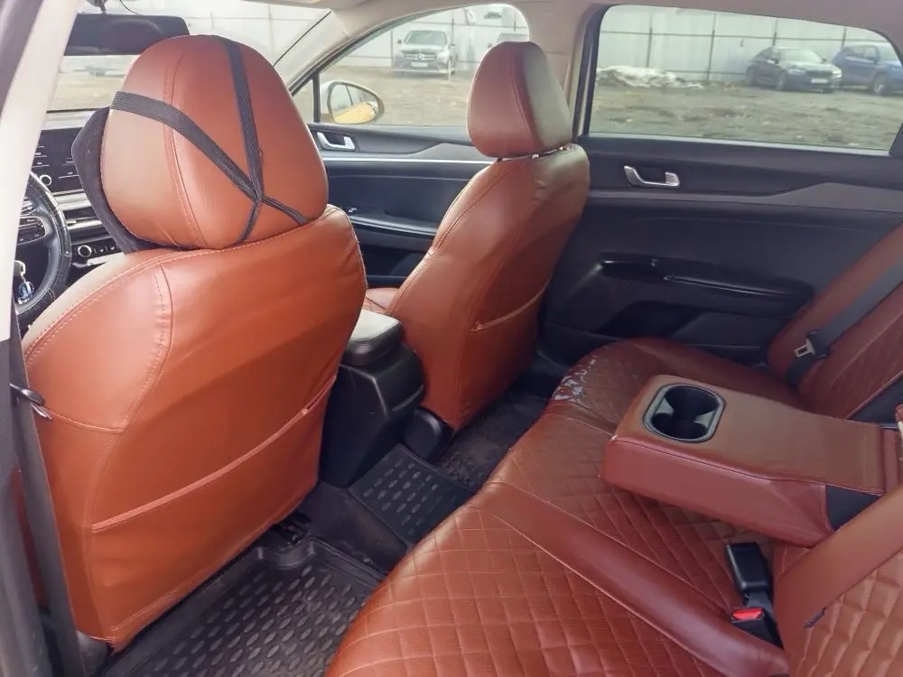 KIA K5 2,0АТ-МОСКВА