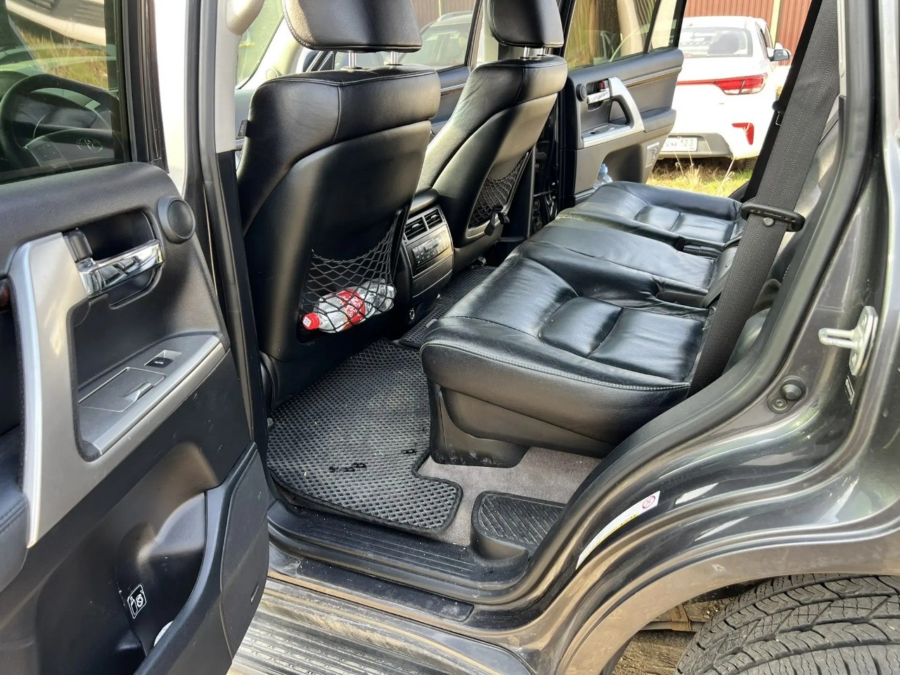 TOYOTA LAND_CRUISER 200 4,4АТ-КРАСНОДАР