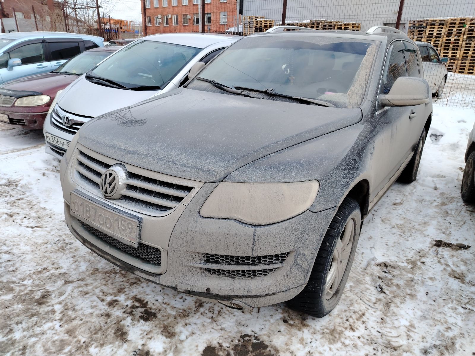 VOLKSVAGEN TOUREG 3,6АТ-ОМСК
