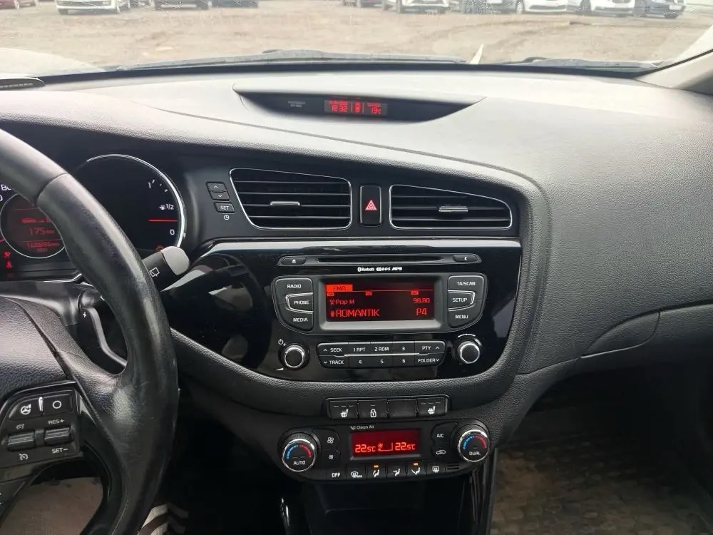 KIA JD (CEE`D) 1,6АТ-МОСКВА