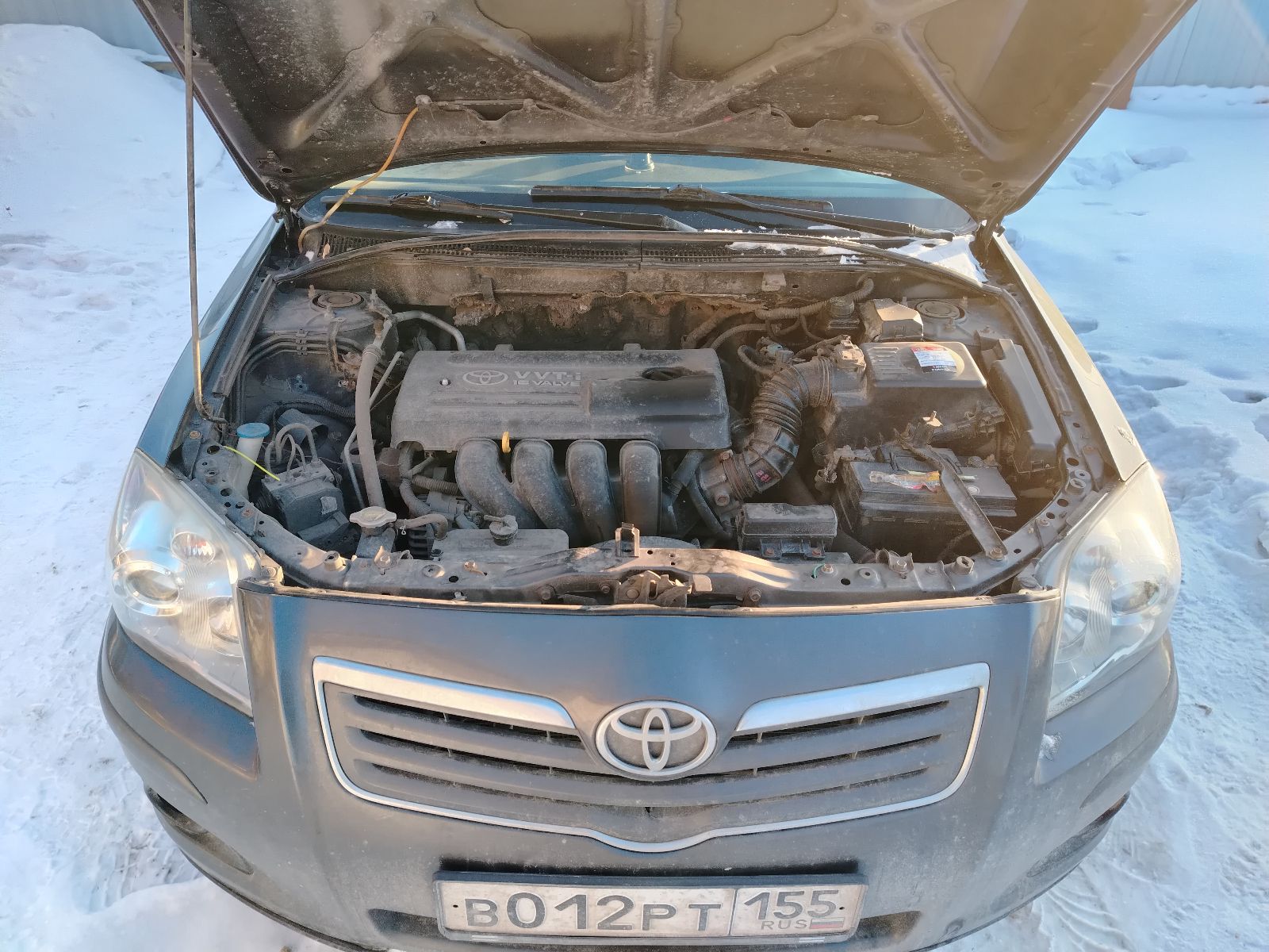 тойота авенсис 1,8МТ-ОМСК