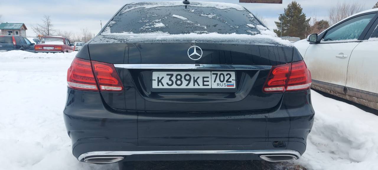 MERCEDES E 200