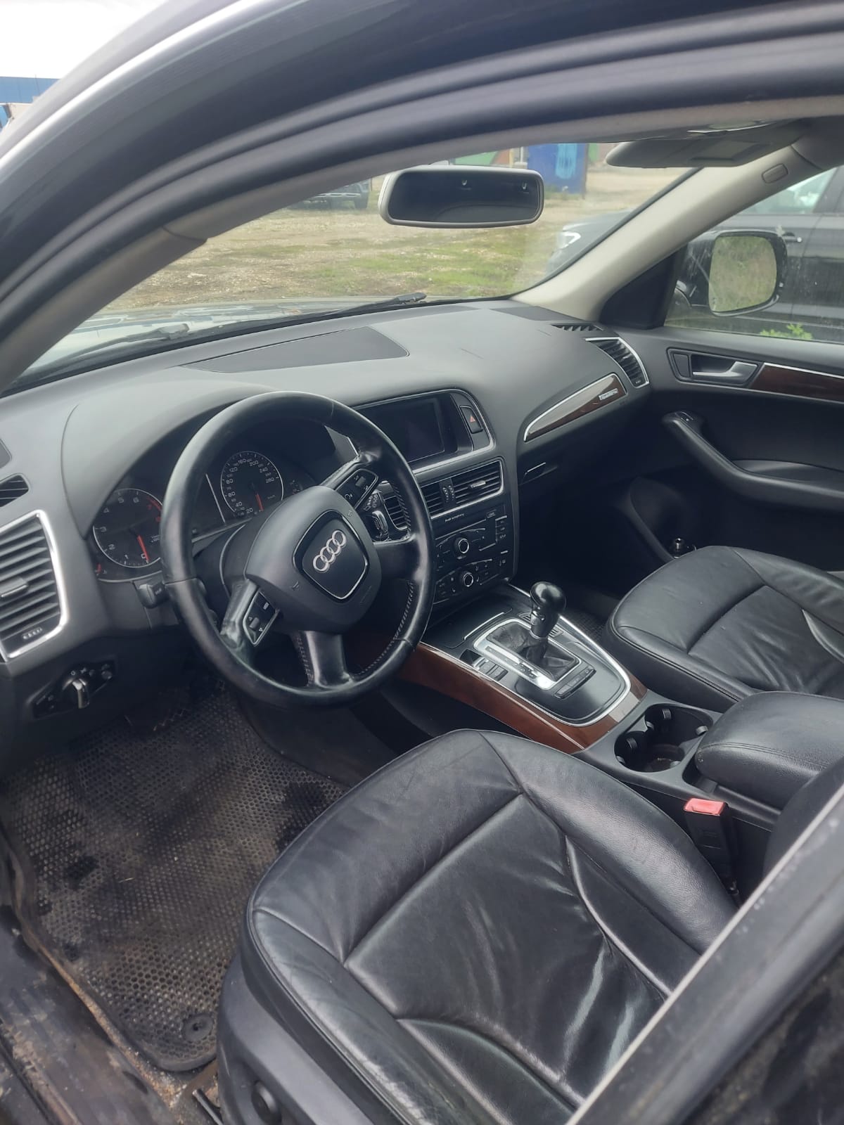 Audi Q5	2AT