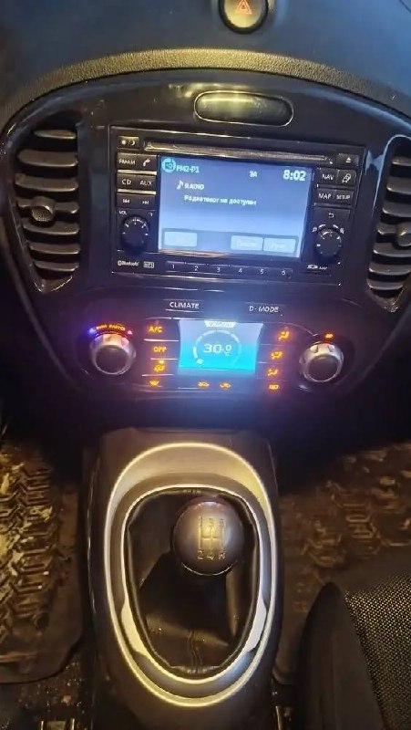 ПРОДАЕТСЯ: NISSAN JUKE 1,6 МТ- Воронеж